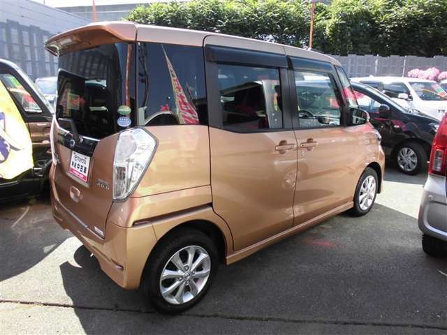 保険も当社にお任せください！“クレジット一体型保険”というオトクな商品を取り扱っております。詳しくは当店スタッフまで！