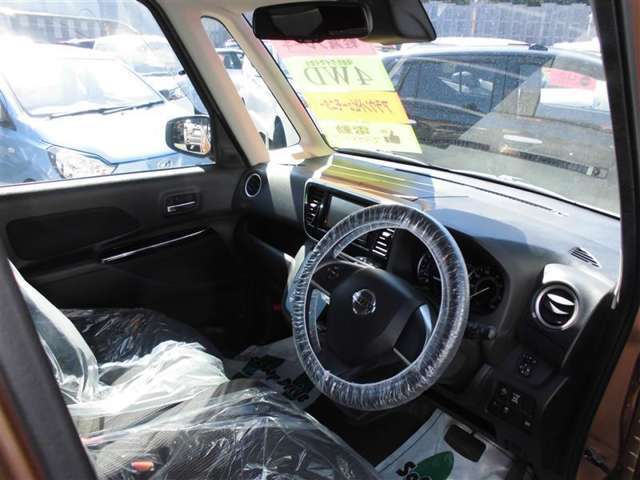 見晴らしの良い運転席。