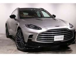 エクステリアカラーはサテンアルミナイトシルバーです