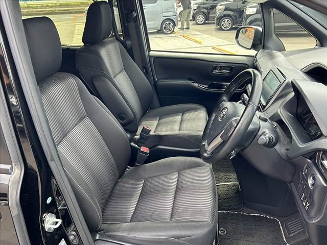 になる車両などあれば、すぐにお問合せ下さい！右のカーセンサー専用ダイヤルからお電話いただくとスタッフがご質問にお答えいたします。