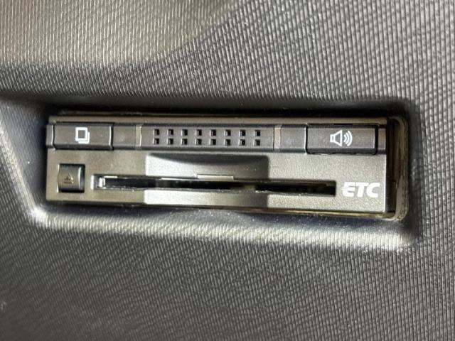 お車に合わせて無料保証以外にも、保証範囲、期間、距離を拡充させた有料保証もご用意しております！中古車の購入が初めてで不安・・・というお客様もご安心ください！