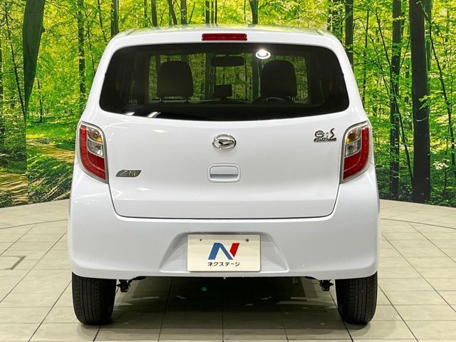 安心の最長10年・走行無制限保証（有償）をご用意。保証内容も充実はもちろん、無料点検＆オイル交換や、年中無休の全国・24時間ロードサービスも付帯されておりますのでご安心下さい。