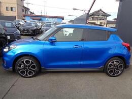 LEDヘッドライト装備！