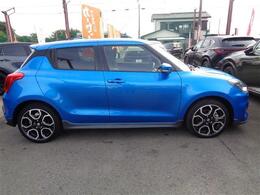 とてもキレイな外装♪