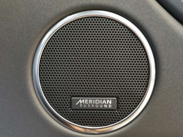 【MERIDIANサラウンドサウンド（OP価格30,000<span class=