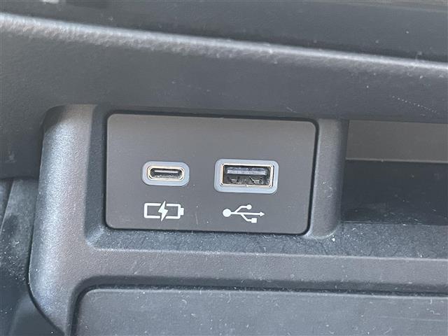 【運転席操作部】快適なドライブを楽しむための機能が装備されています！運転席から触れるので、使いやすいです！除菌プランいれていただくと、さらに清潔で安心していただけます！