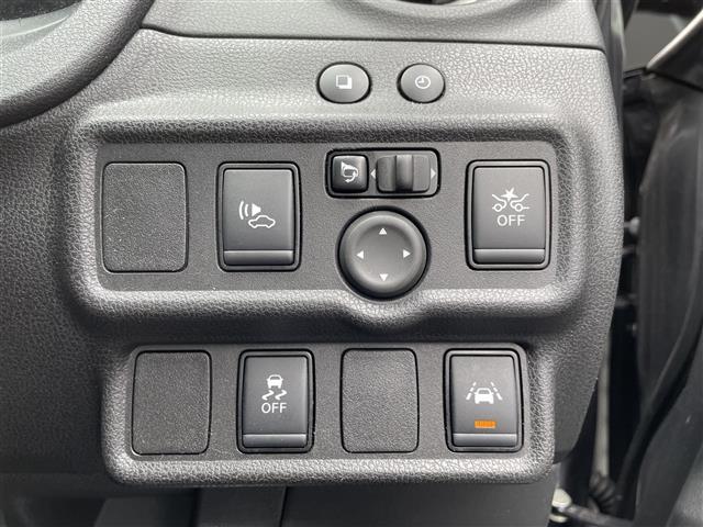 【運転席操作部】快適なドライブを楽しむための機能が装備されています！運転席から触れるので、使いやすいです！除菌プランいれていただくと、さらに清潔で安心していただけます！