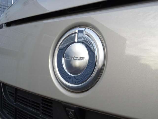 担当者TAKUJIが思うに・・・ムーブキャンバスは軽自動車の新しいカテゴリーの創始者と思う！左右スライドドア、広い車内、程よい車の高さ！このあとに同類の軽自動車が続いたのもわかる・・・