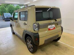 当店ではダイハツ認定U-CARをはじめ、お手頃価格のお車や、オトクなナビ付き車、オプション充実の高年式車をはじめ、ダイハツ車以外も豊富にラインナップしております。