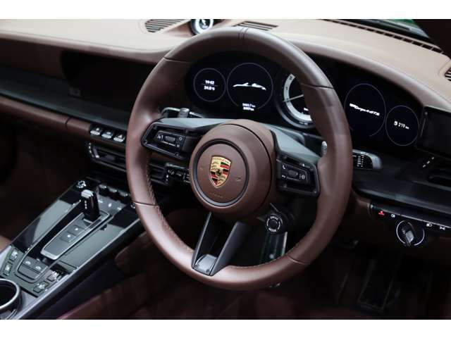 タルガ4GTS専用GTスポーツステアリングホイール(レザー)装備！！