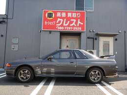 当店のコレクションとして平成29年8月に購入して以来、ガレージにて点検整備等を行い大切に保管しております。ですので、店頭には展示しておりません。ご来店の際には必ず事前予約をお願い致します。