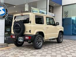 エンジンをフロントタイヤ前端より後方に配置したFRレイアウト。