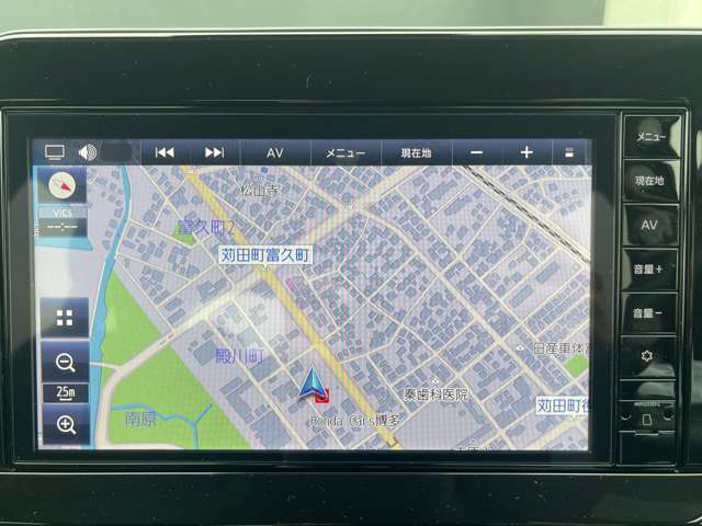 純正ナビです。楽しいドライブにナビは欠かせませんよね。今まで行ったことの無いところに行ってみませんか?