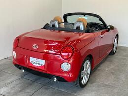 お客様にぴったりなおクルマをお選びいただけますように様々な展示車をご用意致しております！ダイハツの軽自動車だけではなく、他メーカー車やコンパクトカー・ミニバンなども数多く取り揃えております！