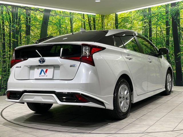 ☆全国のネクステージからお取り寄せが可能※！遠方の店舗に展示してあるクルマが気になる場合も、最寄りの店舗でご覧いただくことが可能です！是非私たちに要望をお聞かせください！※別途費用