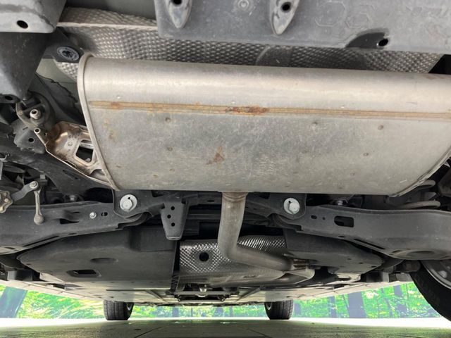 下回りがきれいなうちに、防錆加工の施工がオススメ。降雪地域はもちろん、沿岸部にお住いの方や、趣味でマリン・ウィンタースポーツをされる方にご好評いただいております。