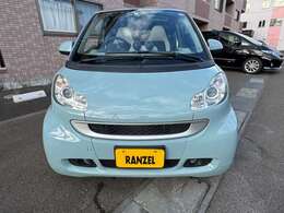 BMWミニのアイスブルーに全塗装しました世界に1台のスマートカブリオレです電動オープン・ナビTV・アイドリングストップ・2人乗りです・禁煙車・キーレス・ドラレコ・バックカメラ付き