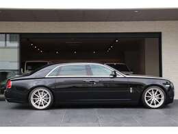 全長×全幅×全高5569×1948×1550mm　ホイールベース　3465mm