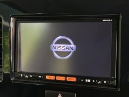 【純正ナビ】人気の純正ナビを装備。オーディオ機能も充実しており、Bluetooth接続すればお持ちのスマホやMP3プレイヤーの音楽を再生可能！毎日の運転がさらに楽しくなります！！