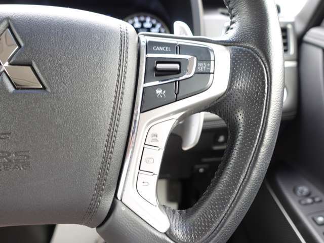 レーダークルーズコントロールで高速道路などを使ったロングドライブもラクラク！