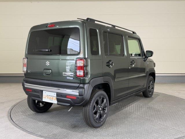届出済未使用車とは、登録済みでなおかつ使用していない車のことを指します！ナンバー登録はしてあるものの、実際には使用されず保管しているケースが多く、必要最低限の走行しかしていないお車です♪