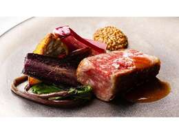 フェア対象の認定中古車をご成約のお客様へ　銀座 1861 ペアディナーご招待