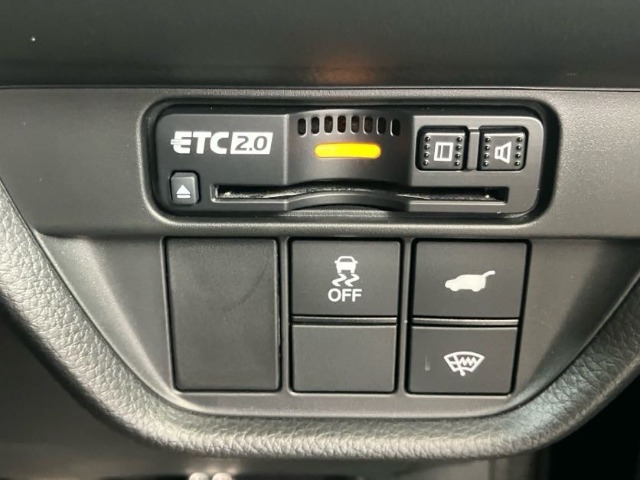 中古車のクレジット、カーリースもお取り扱いさせて頂いております。ご質問等も営業スタッフが対応させて頂きます。お気軽にお問い合わせください。