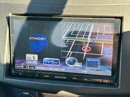 【SDナビ】地デジもついて多機能なモデルです。最新ナビもお取扱いございます。こだわりの機種などございましたらご相談ください。