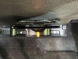 【ETC】高速道路の料金所をストレスなく通過！話題のスポットやサービスエリアに多い「スマートIC」利用時は必須のアイテムです。当店でセットアップを実施、ご納車当日からすぐにご利用いただけます！