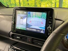 【アラウンドビューモニター】専用のカメラにより、上から見下ろしたような視点で360度クルマの周囲を確認することができます☆死角部分も確認しやすく、狭い場所での切り返しや駐車もスムーズに行えます。