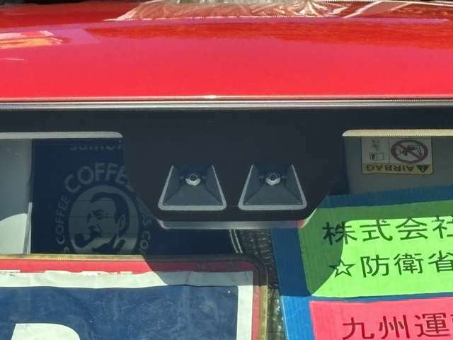 ★衝突軽減ブレーキ！安心して運転できる装備品です！！後から取り付けることが出来ないのでお勧めです！(^^)！入庫した際に先ずはスタッフが100項目の入庫チェック厳しい規定をクリアーした車輌を展示しております★