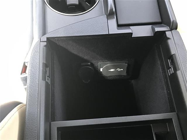 ◇USB接続【USB接続もついていますので携帯などの電子機器の充電にも使えて便利です♪】