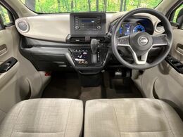 グループ総在庫数約30，000台！！全国の系列店からメーカー・車種問わずご紹介出来るので、あなたにピッタリのお車が見つかるはずです♪まずはお問い合わせ下さい☆