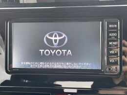 【純正ナビ】人気の純正ナビを装備。オーディオ機能も充実しており、Bluetooth接続すればお持ちのスマホやMP3プレイヤーの音楽を再生可能！毎日の運転がさらに楽しくなります！！