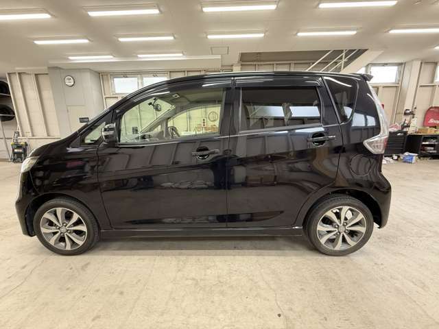 ドアは広く開くので乗り降りラクラクです！