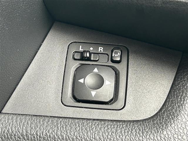 店舗にて現車の確認もいただけますので、お電話で在庫のご確認の上是非ご来店くださいませ！！！