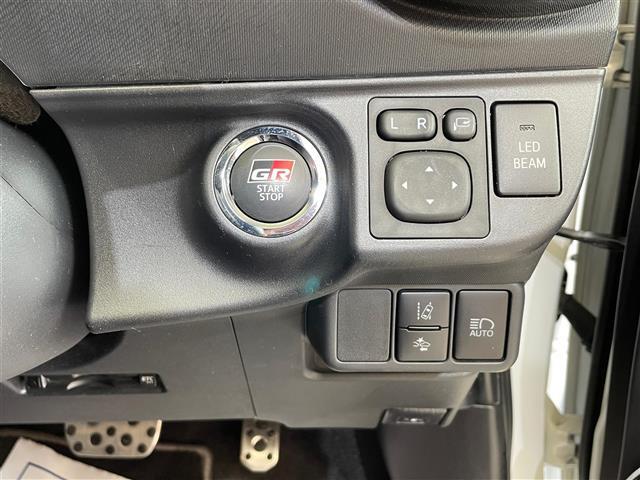 店舗にて現車の確認もいただけますので、お電話で在庫のご確認の上是非ご来店くださいませ！！！