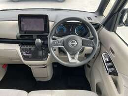 操作しやすいインパネ廻りです