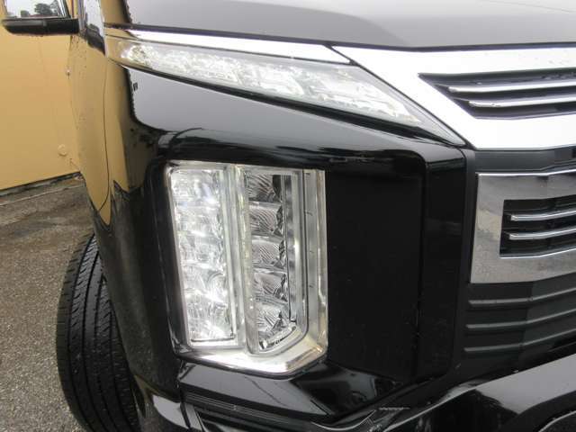 お車の知識がなくても大丈夫です！お車に詳しい専門スタッフが丁寧親切にご説明させていただきますのでお気軽にご質問下さい！