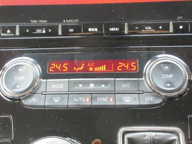 国土交通省認証整備工場が4店舗・指定工場1店舗。自社積載車も完備！納車整備から購入後のサポートもおまかせ下さい！