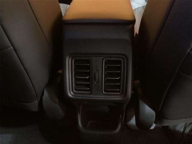 ■□■□■ リバティは軽自動車からミニバンSUVまで全車種を取り扱う、まさに自動車の大型ショッピングセンターです！！ ■□■□■