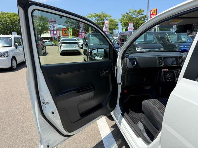 店の禁煙チェック基準は営業マンにて現車確認しております☆当然人間によるチェックですので間違いに付いてはご了承下さい☆