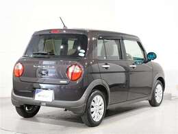 後部にはプライバシーガラスを装備しております。