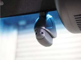 【ドライブレコーダー】万が一のときにしっかりと証拠を残しましょう！旅の思い出をドライブ映像としても残せます！　わずかなご負担で最新機種の装着も可能です。お気軽にお申し付けください。