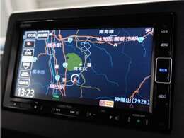 【ナビゲーション】起動までの速度と地図を検索する速度が最大の魅力。初めての道でも安心・快適なドライブをサポート出来ます。操作も簡単で、ストレスフリーなドライブを提供。