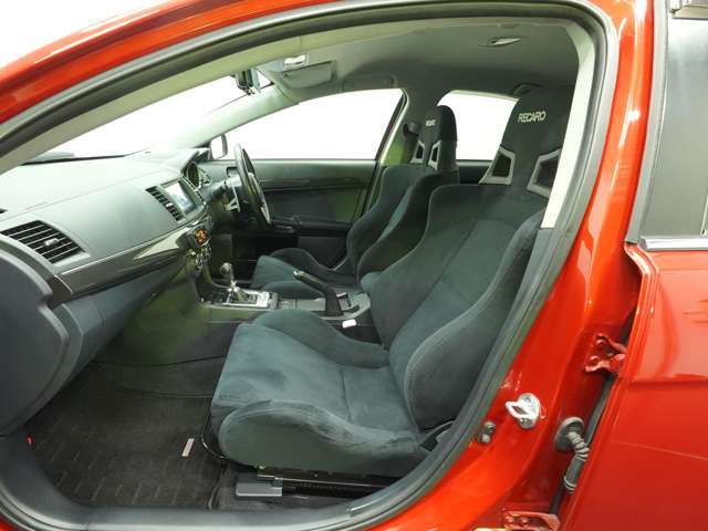 JADO SMARTミラー型デジタルルームミラー　ブレンボ製ブレーキキャリパー