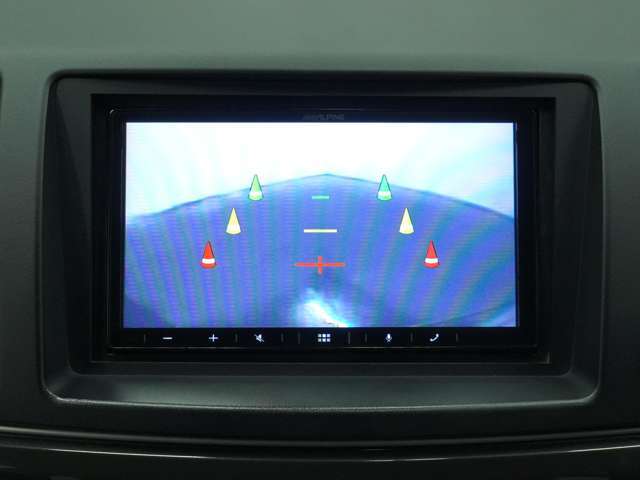 アルパイン製ディスプレイオーディオ　純正フロアマット　JADO SMARTミラー型デジタルルームミラー　ブレンボ製ブレーキキャリパー