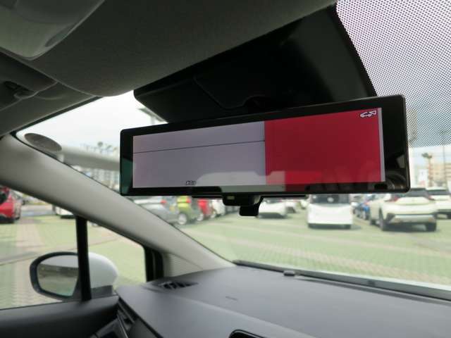この度は当社のお車をご覧頂きまして、誠にありがとうございます。当社おススメ車です！気になる所などございましたら、お気軽にお問合せ下さいませ。