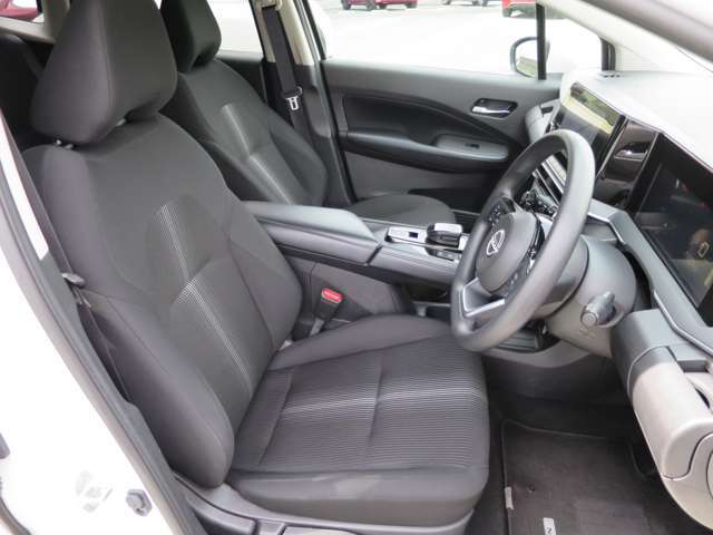 女性でも周りが見やすく運転しやすいです♪