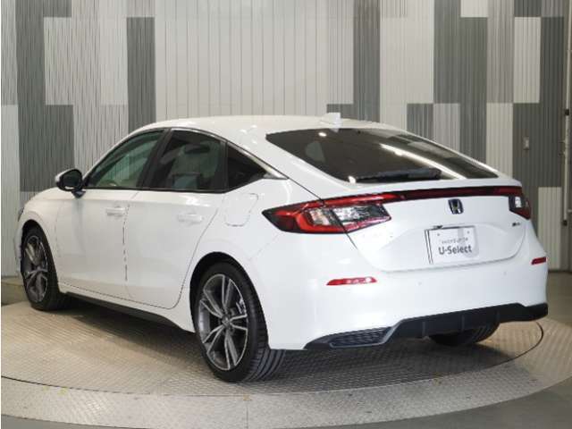 色々なお店で販売しているHonda車ですが、アフターサービスも全てお任せ頂けるのは「HondaCars正規販売店」だけ！ご納車後もお住まいの地域の販売店にて　アフターサービスをお任せいただけます。